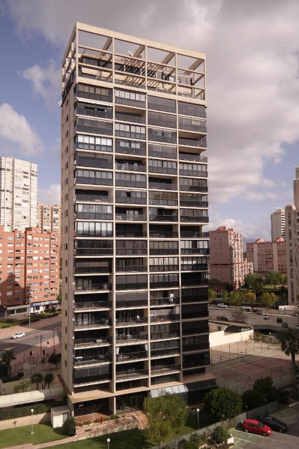 Apartamentos Torre Ipanema Бенидорм Экстерьер фото