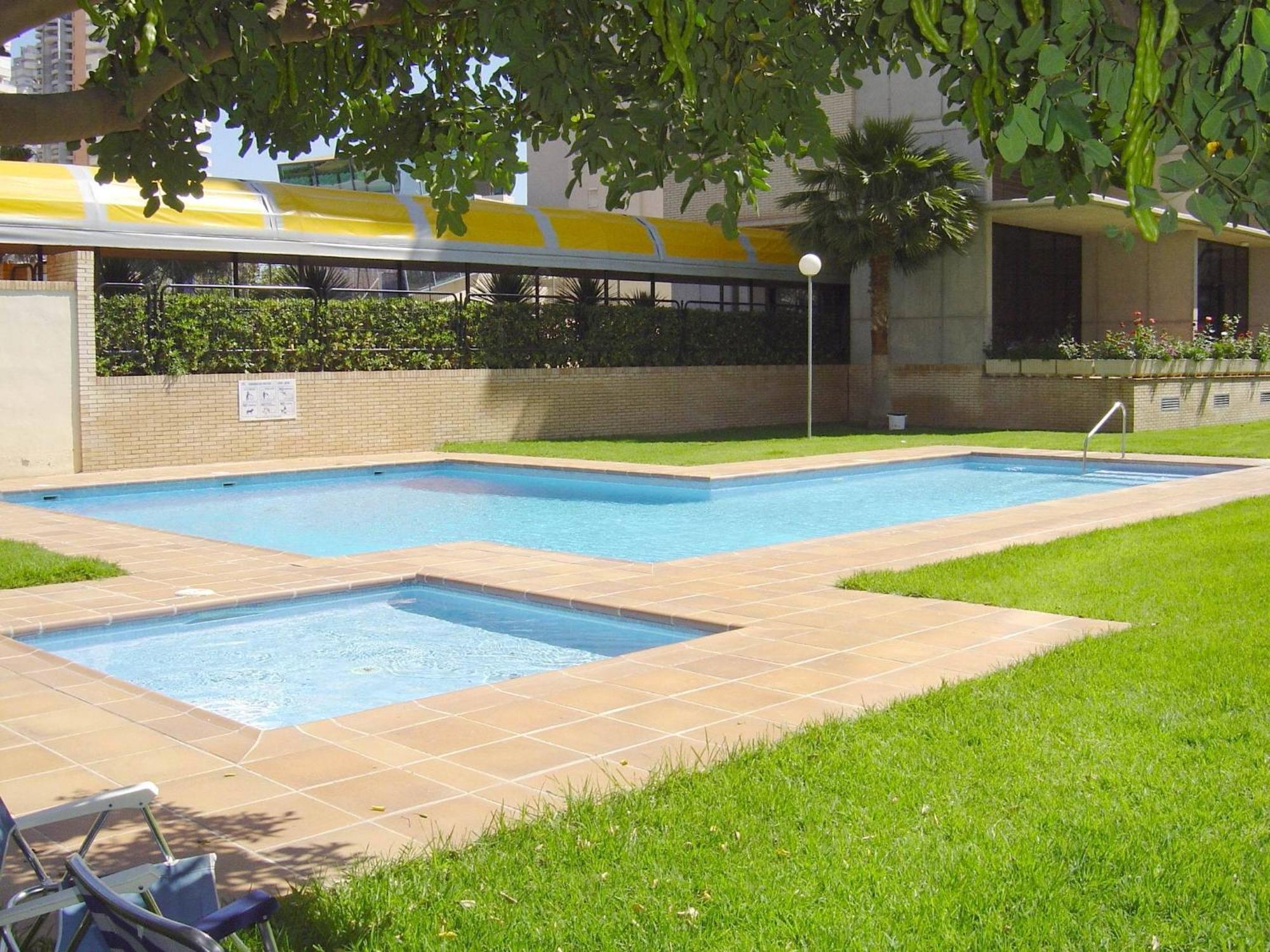 Apartamentos Torre Ipanema Бенидорм Экстерьер фото
