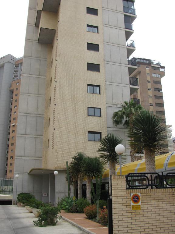 Apartamentos Torre Ipanema Бенидорм Экстерьер фото